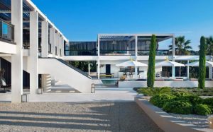 Biệt thự hiện đại sang trọng trên Cap d'Antibes 7 Biệt thự hiện đại sang trọng trên Cap d'Antibes