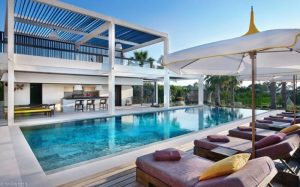 Biệt thự hiện đại sang trọng trên Cap d'Antibes 6 Biệt thự hiện đại sang trọng trên Cap d'Antibes